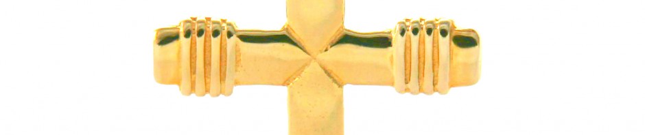 Croix latine en plaqué or