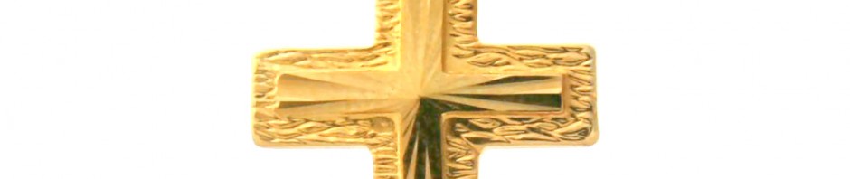 Croix latine ciselée en plaqué or