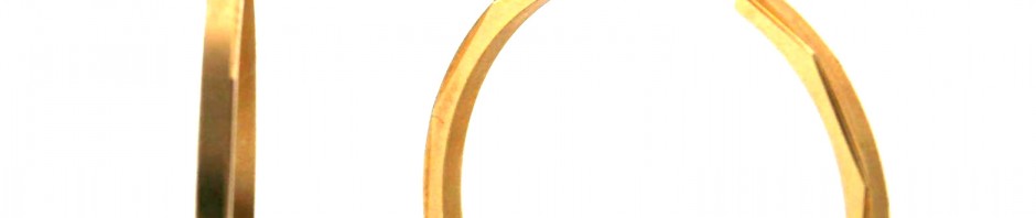 Créoles aspect satiné brillant plaqué or – Boucles d’oreilles rondes 35 mm