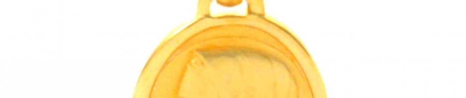 Vierge au voile de profil auréolé – Médaille ovale en plaqué or