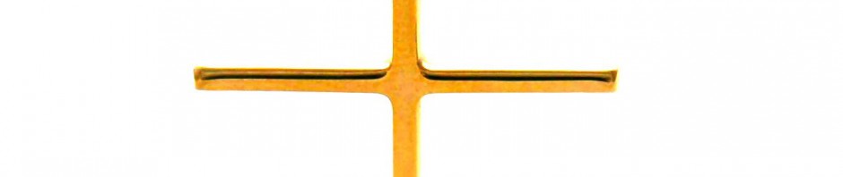 Croix latine carrée en plaqué or