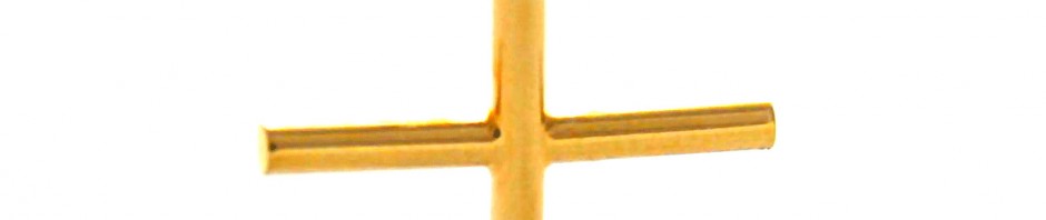 Croix latine fine en plaqué or