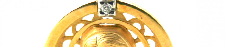Vierge auréolée ajourée – Médaille ronde en or 750/1000
