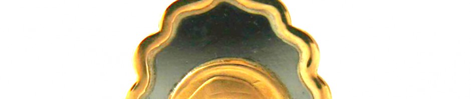 Vierge auréolée – Médaille en acier et or 750/1000