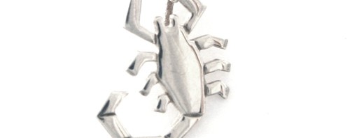 Collier pendentif Signe du Zodiaque Scorpion en argent