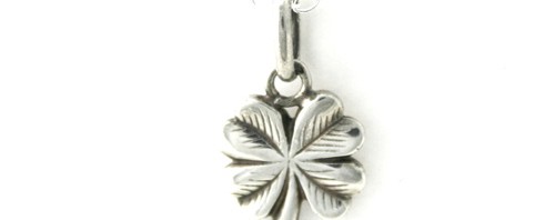 Collier trèfle aux 4 feuilles en argent